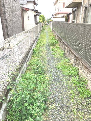 糟屋郡須惠町大字旅石　土地の前面道路含む現地写真