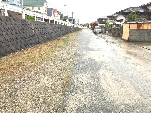 糟屋郡須惠町大字旅石　土地の前面道路含む現地写真|前面道路の様子です！