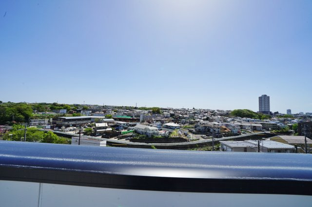 【横浜市旭区白根２丁目5-3全２棟新築戸建て２号棟】★仲介手数料無料★（不動丸小学校・鶴ヶ峰中学校）の展望