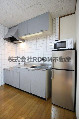 日の出マンションのキッチン|使いやすいキッチンです