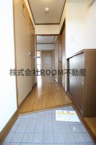 日の出マンションの玄関|ゆったりとした玄関です