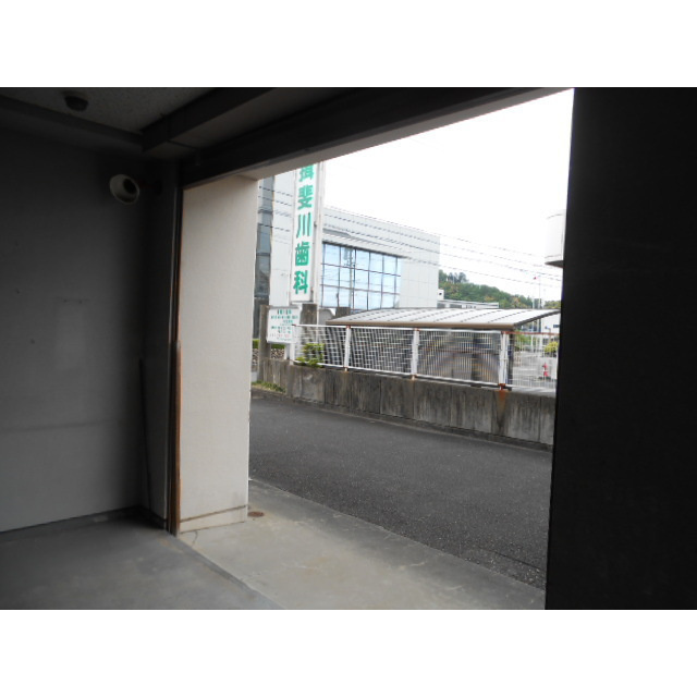 揖斐郡揖斐川町三輪の倉庫のその他|手動シャッター