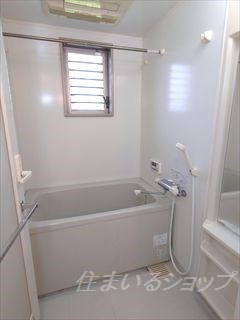 広島市安佐北区深川１丁目の賃貸マンションの浴室|追焚き・浴室暖房乾燥機・窓あり