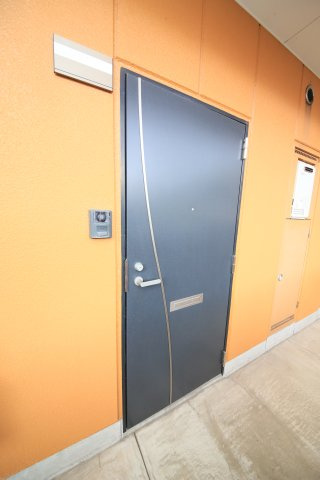 ノビリティマルユウの玄関