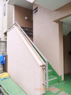 【エントランス】