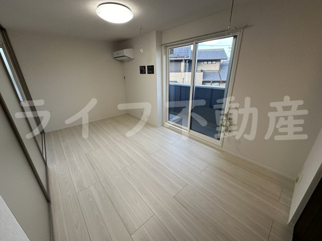 ルシール西岩田の居間・リビング