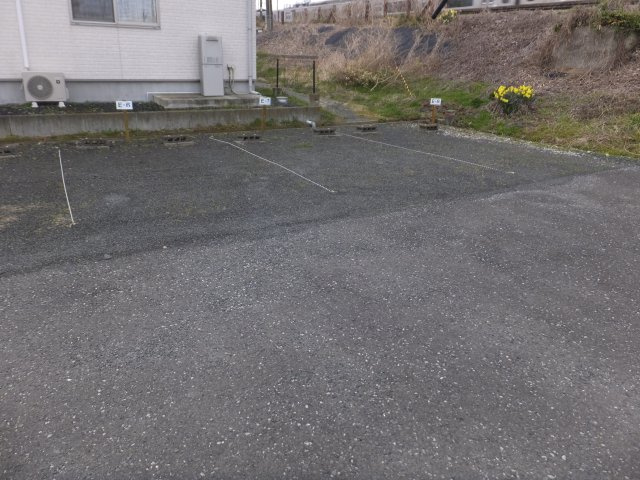 鹿島台駅東駐車場の駐車場