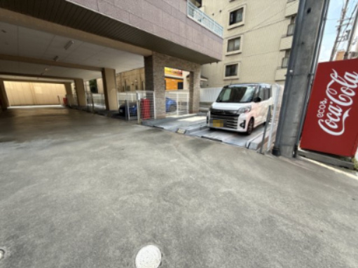 ビューティフルライフの駐車場