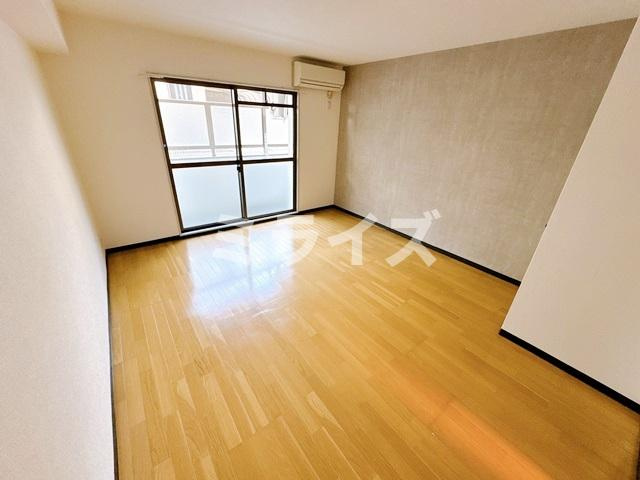 【居間・リビング】 | 朝日が丘尾田ハイツ