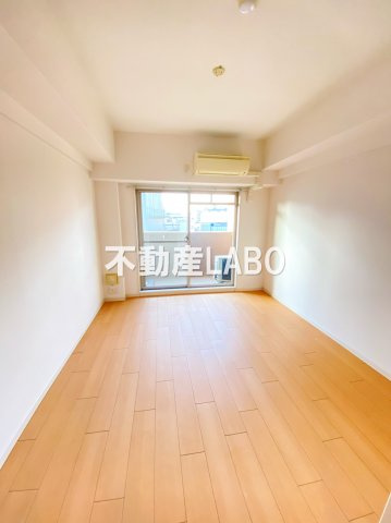 アドバンス大阪ドーム前の寝室