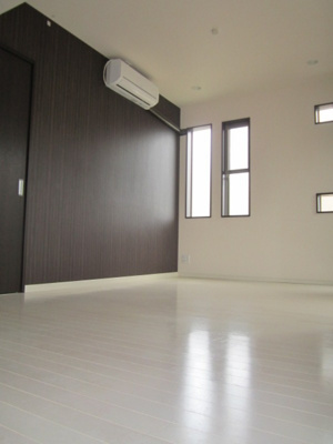 【居間・リビング】 | Grandtic サンセリテ | 物件画像