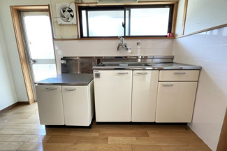 【キッチン】 | 滋賀県草津市草津４丁目　中古戸建 | 《キッチン》