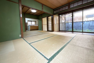 【和室】 | 滋賀県草津市草津４丁目　中古戸建 | 《和室》