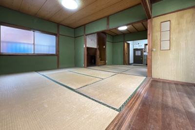 【和室】 | 滋賀県草津市草津４丁目　中古戸建 | 1階：和室6帖　和室4.5帖