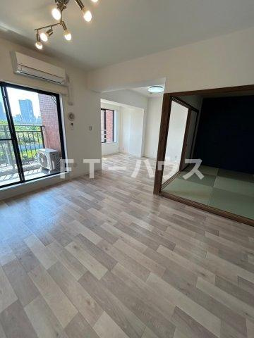 アドバンス新検見川のロビー
