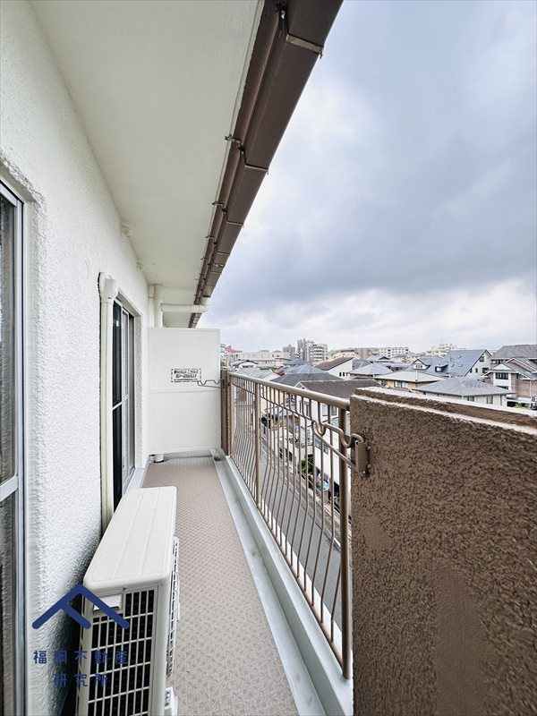 長丘西公園ハウスのバルコニー