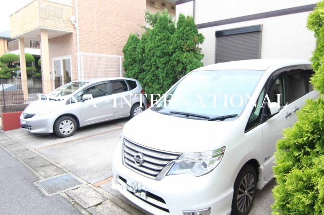 ベイサイドマナーユキの駐車場
