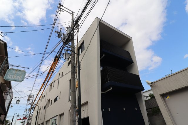 agiato（アジャート）の外観