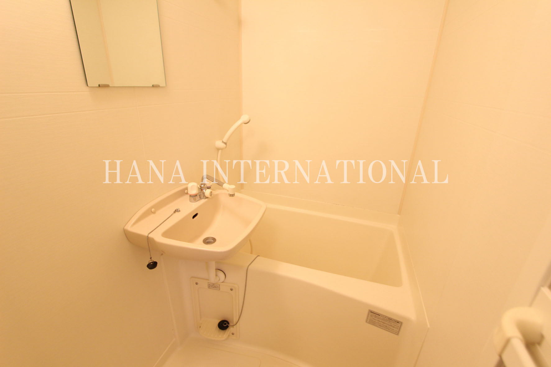 レオパレスＯＳＡＷＡの浴室