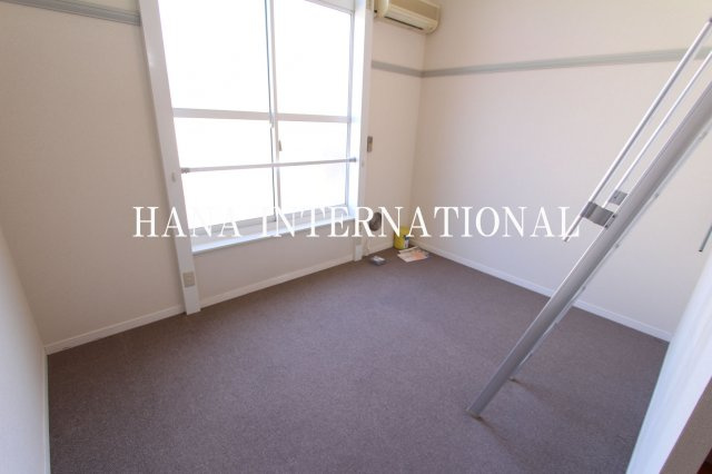 レオパレスｍａｉｓｏｎ　ｈｕｉｔ・ｃｉｎｇ の洋室