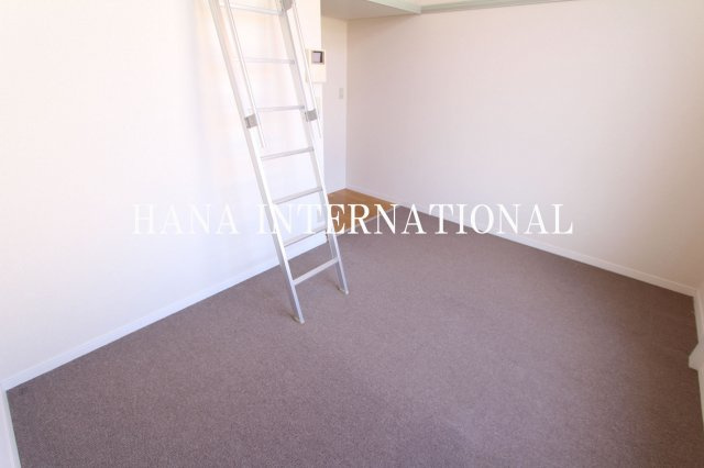 レオパレスｍａｉｓｏｎ　ｈｕｉｔ・ｃｉｎｇ の居間・リビング