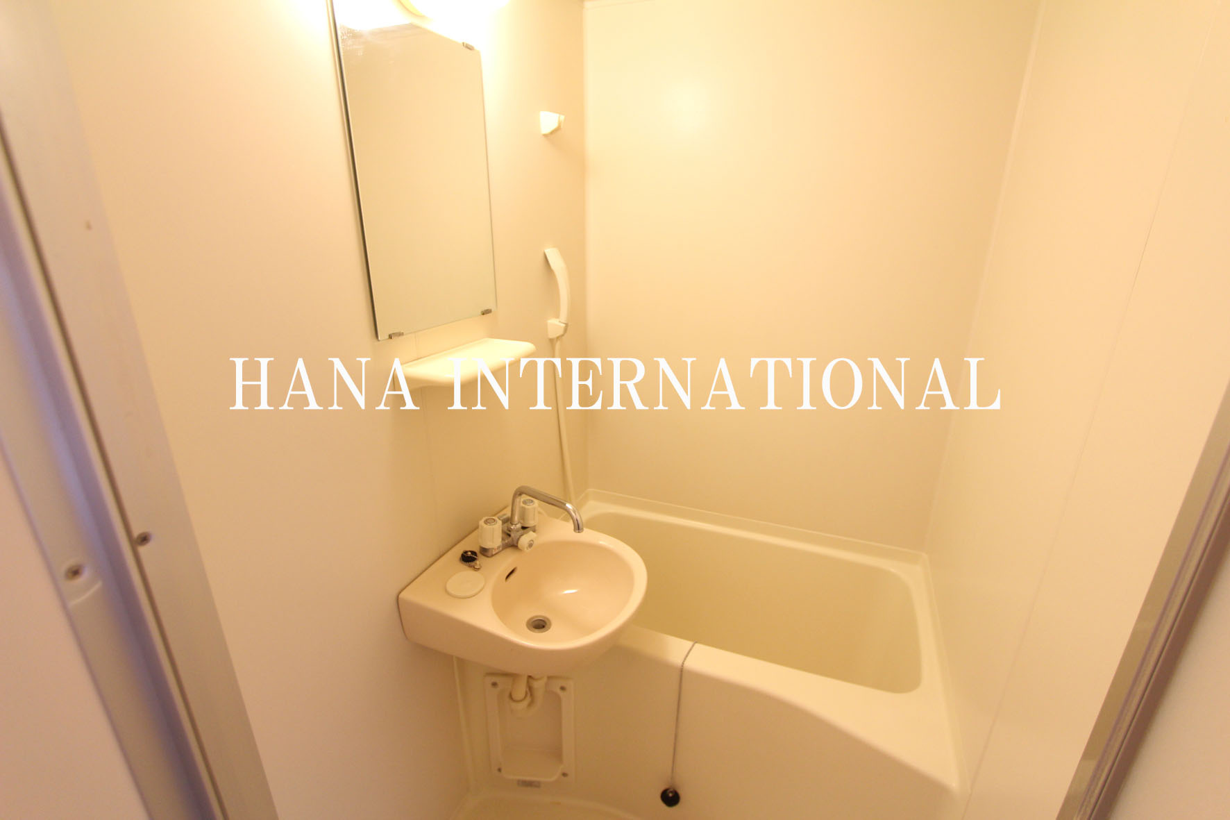 レオパレスｍａｉｓｏｎ　ｈｕｉｔ・ｃｉｎｇ の浴室