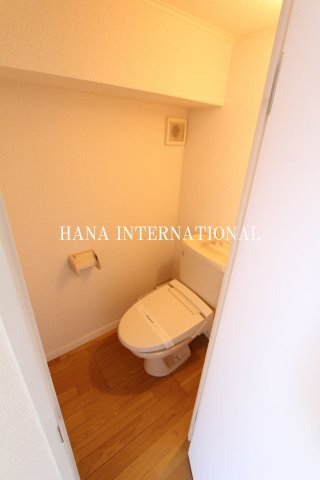 レオパレスｍａｉｓｏｎ　ｈｕｉｔ・ｃｉｎｇ のトイレ|※同タイプ別部屋の写真です