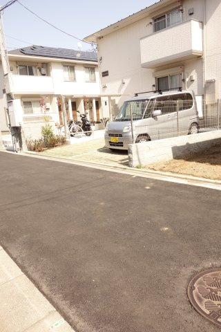 鵠沼桜が岡３丁目新築戸建ての前面道路含む現地写真|前面道路含む現地写真です