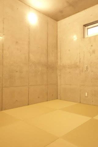 鵠沼桜が岡３丁目新築戸建ての和室|畳の上でゆっくりとくつろげる和室です