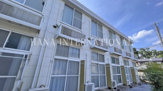 レオパレスチェリーの外観