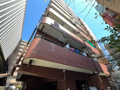 【構造・工法・仕様】 | レジェンド相模原 | ＲＣ造、Reinforced Concreteは直訳すると補強されたコンクリートです。主に柱や梁・床・壁が鉄筋とコンクリートで構成おり、鉄筋を組んだ型枠にコンクリートを流し込んで固めたものを指します。