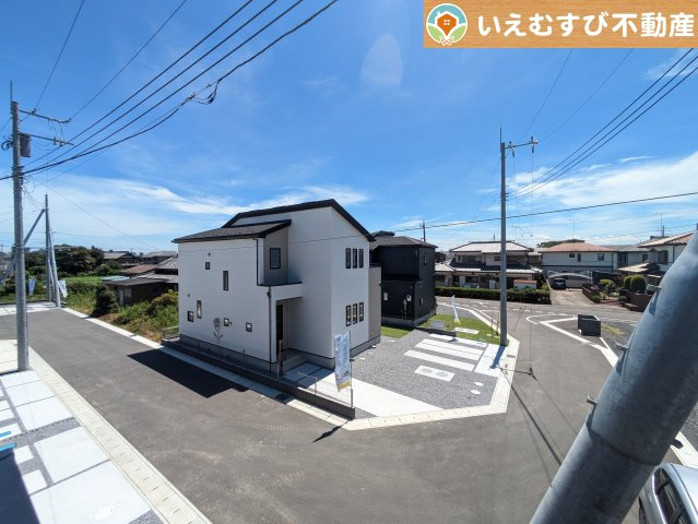 GRAFARE　大泉町寄木戸5期の展望|高い建物が無く開放感のある展望
バルコニーからの展望も開けていて閑静な住宅地が望めます。日当りも良いですね♪