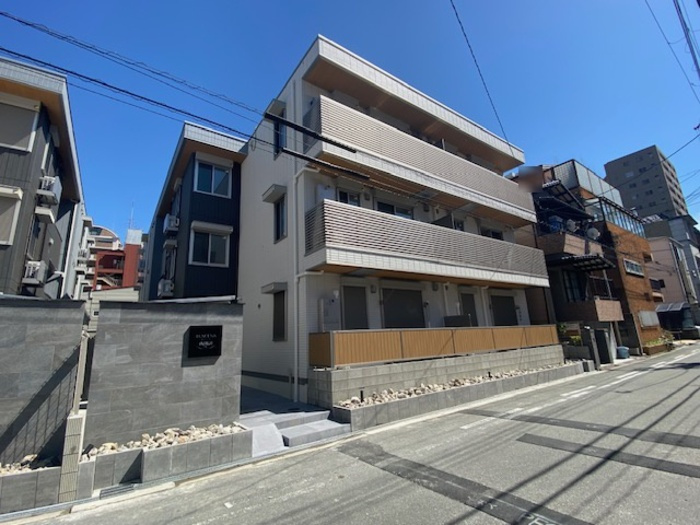 ルシェーナ西田辺の外観