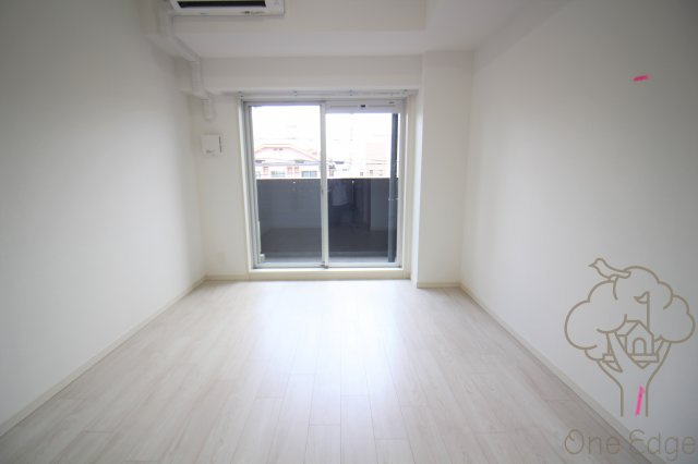 スワンズシティ新大阪ヴィーヴォの居間・リビング