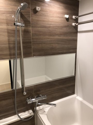 【浴室】 | Jigyo HIKARI terrace | 別号室の写真になります。現況優先。