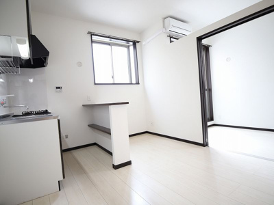 【居間・リビング】 | ラフィーナ次郎丸 | 別号室の写真になります。現況優先。