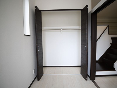 【収納】 | ラフィーナ次郎丸 | 別号室の写真になります。現況優先。