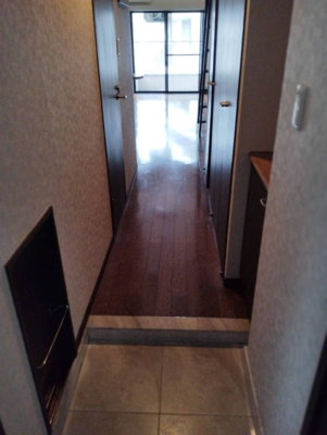 【玄関】 | ヒルトップ六本松 | 別号室の写真になります。現況優先。