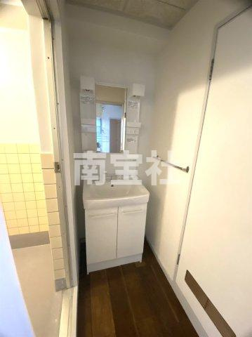 【洗面所】