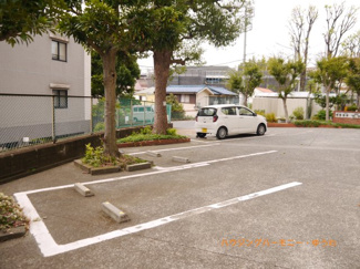【駐車場】