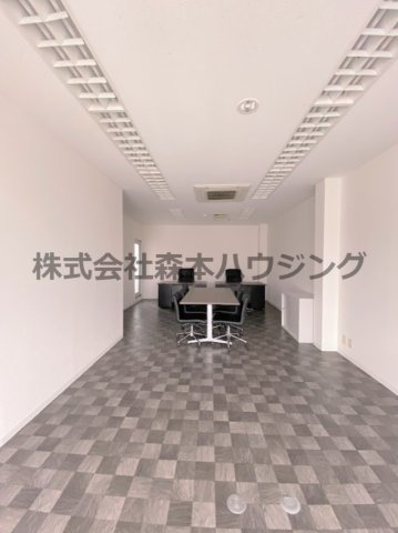 【内装】 | 　アリーナ長田 | ※室内オフィス家具は撤去されます。