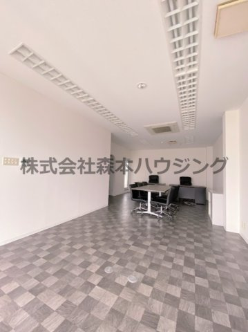 【内装】 | 　アリーナ長田 | ※室内オフィス家具は撤去されます。