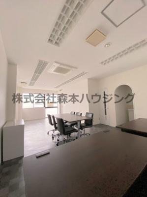 【内装】 | 　アリーナ長田 | ※室内オフィス家具は撤去されます。