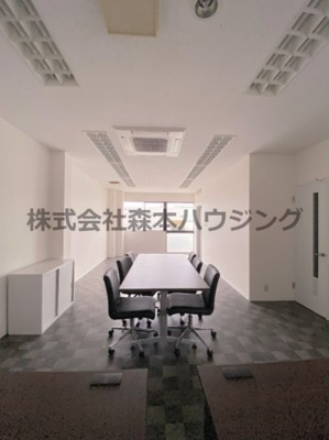 【内装】 | 　アリーナ長田 | ※室内オフィス家具は撤去されます。