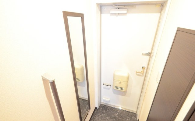 【玄関】 | レオネクスト日新大阪