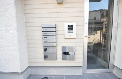 【エントランス】 | ハーモニーテラス塚本Ⅱ | 落ち着いたエントランスです