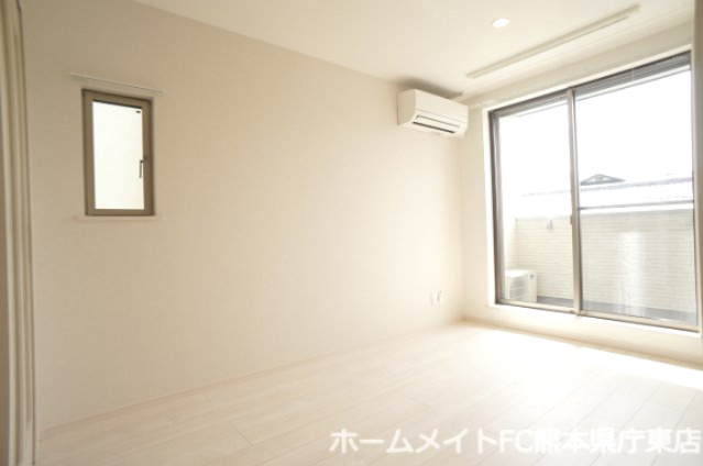 熊本市中央区南熊本１丁目のアパートの居間・リビング|同施工会社の類似の画像となります。
