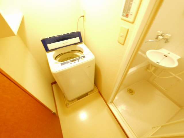 レオパレスＳＯＰＲＡの設備|室内洗濯機置き場