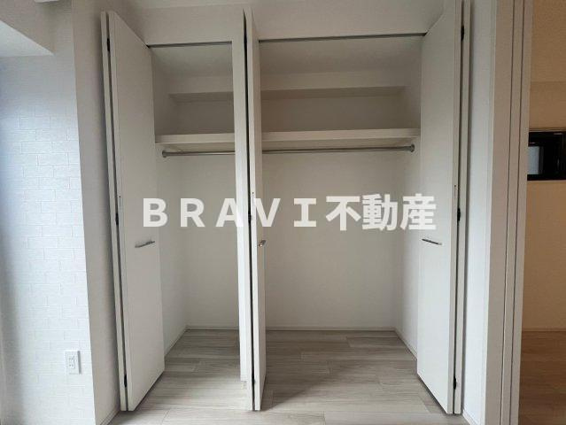 レジュールアッシュ谷町四丁目グランクラスの収納