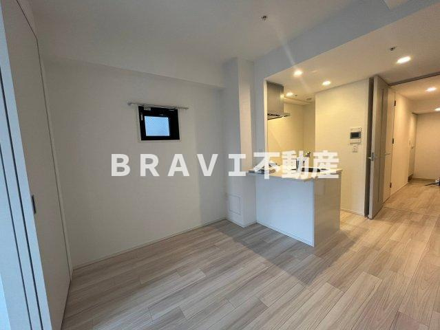 レジュールアッシュ谷町四丁目グランクラスの居間・リビング